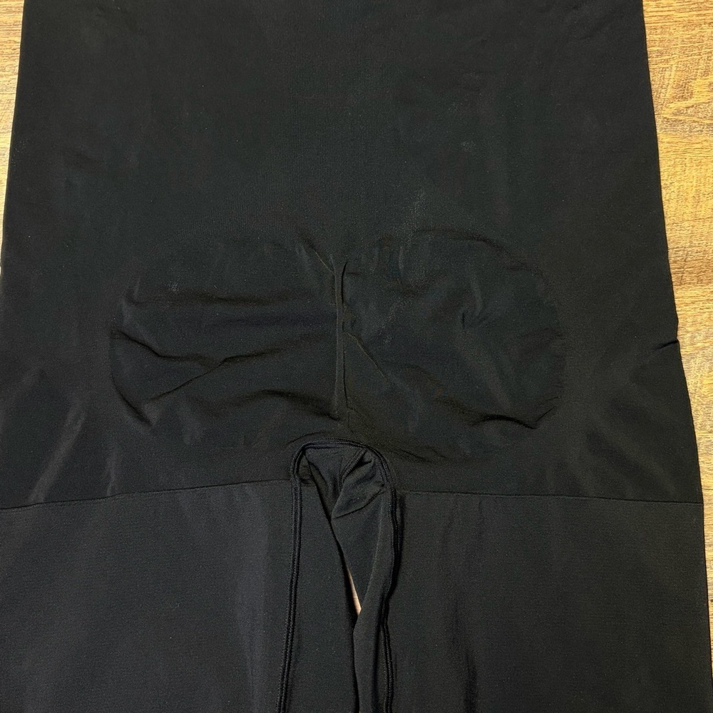NEW SPANX Sculpt OnCore Open Bust Mid Thigh Bodysuit Black Shapewear Size 3X - Picture 11 of 15